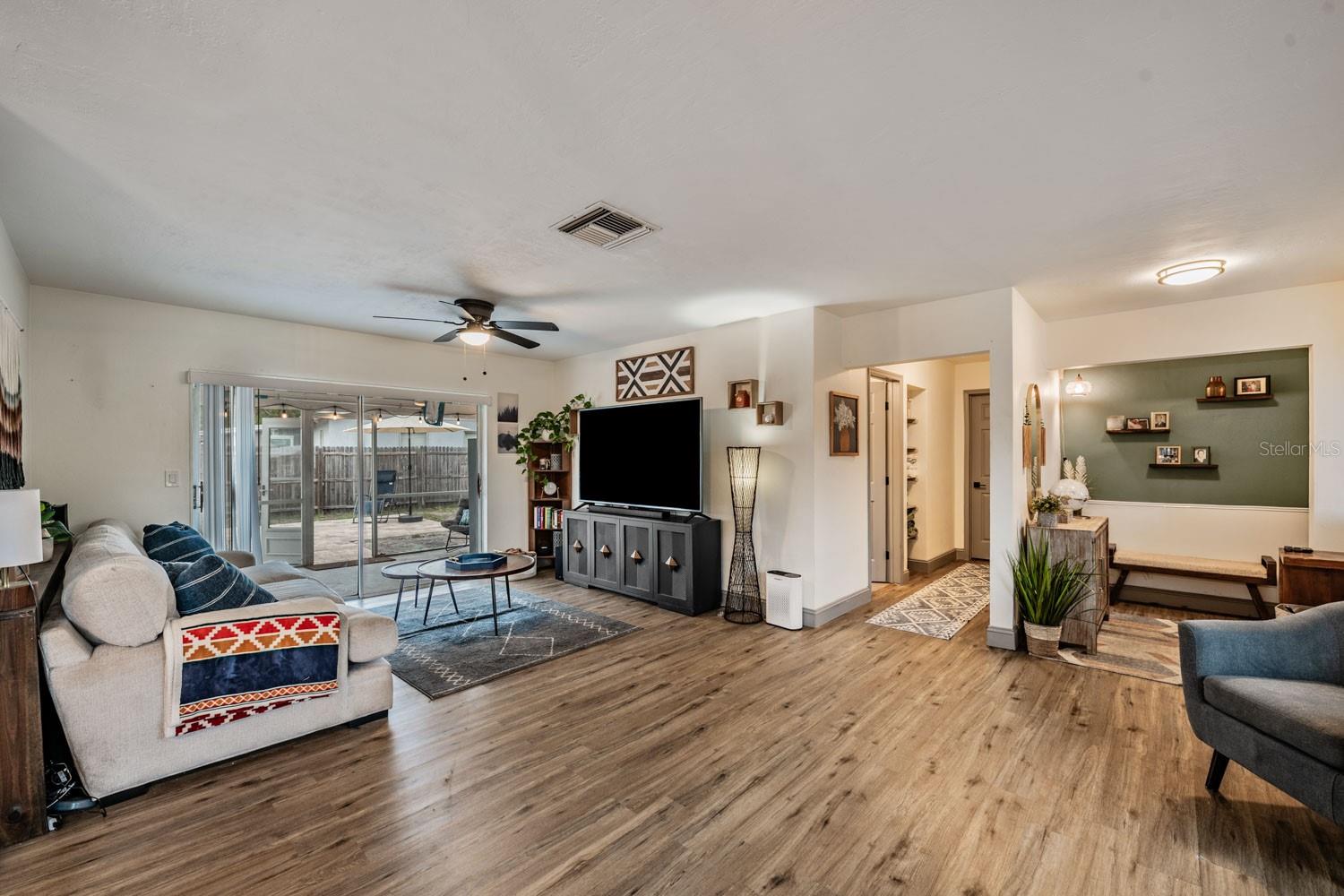 SPRING HILL - Residential
