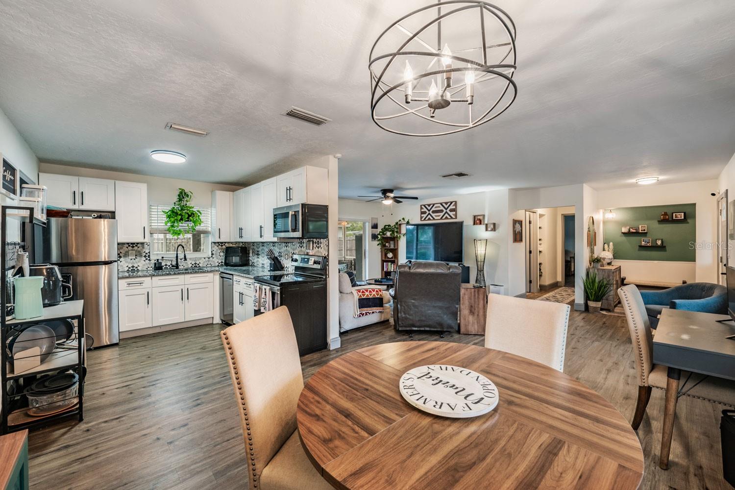 SPRING HILL - Residential