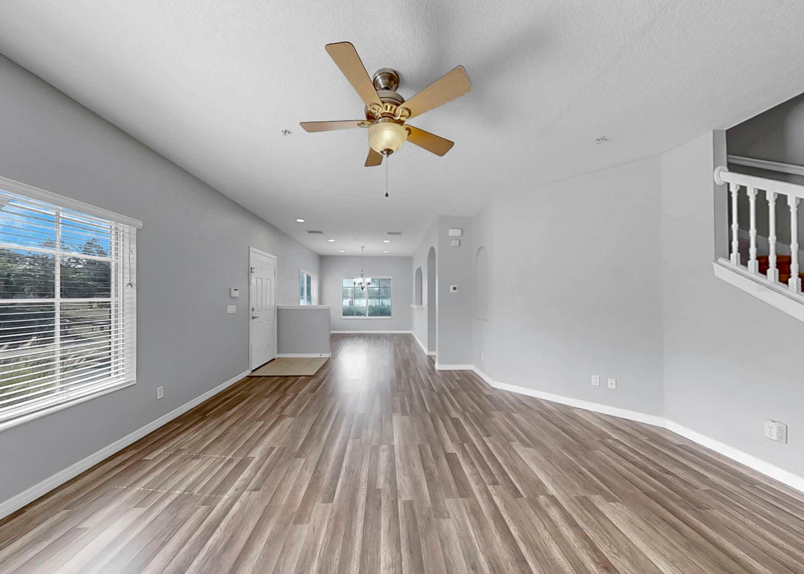 THE TWNHMS AT LIGHTHOUSE COVE VI - Residential