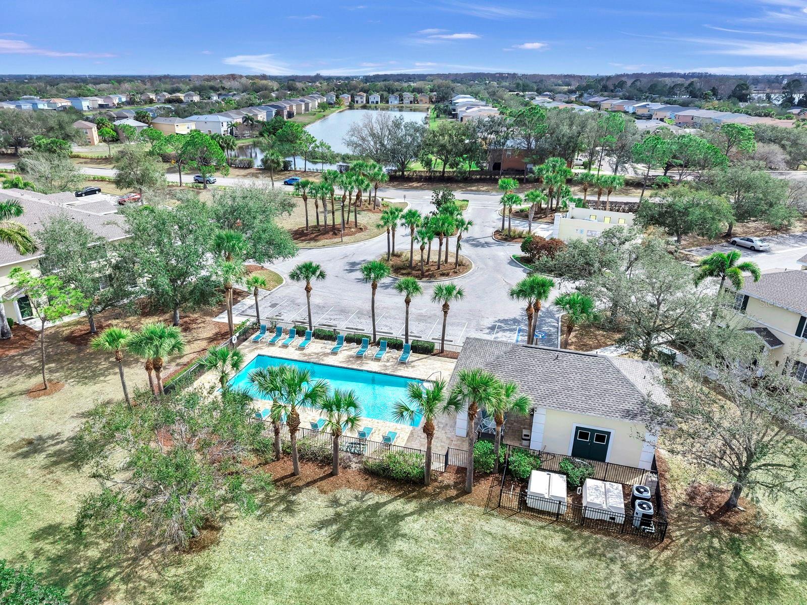 THE TWNHMS AT LIGHTHOUSE COVE VI - Residential