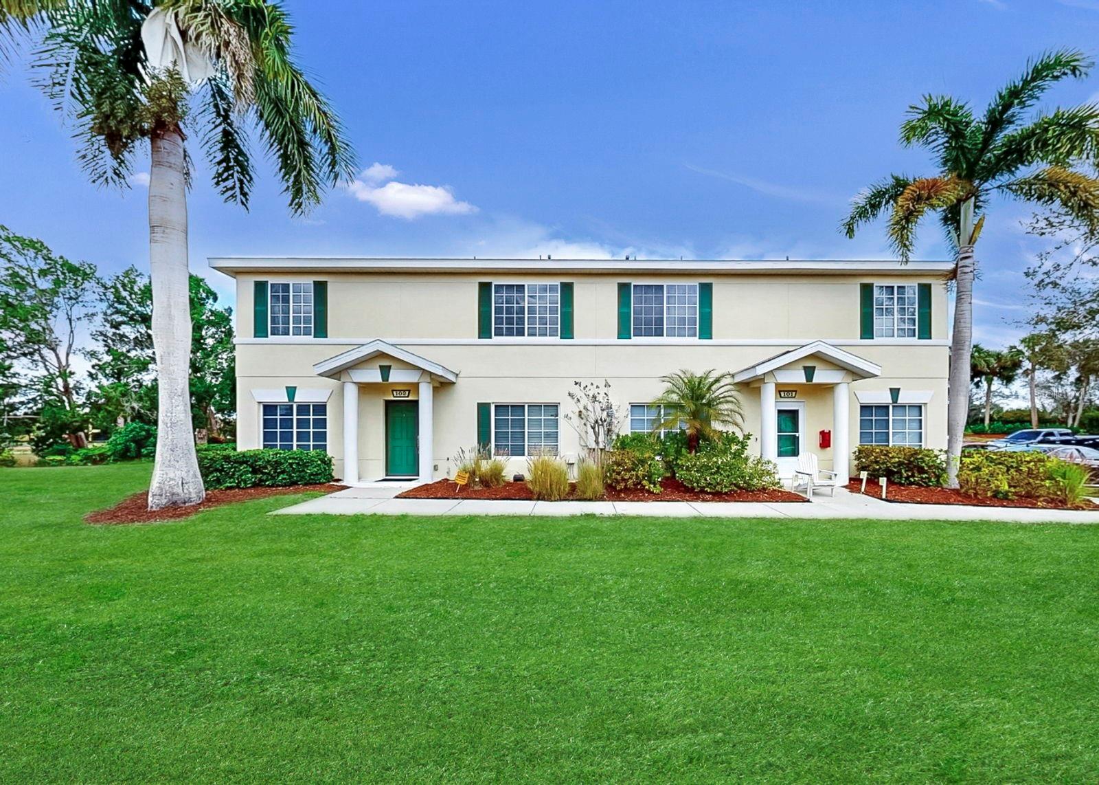 THE TWNHMS AT LIGHTHOUSE COVE VI - Residential