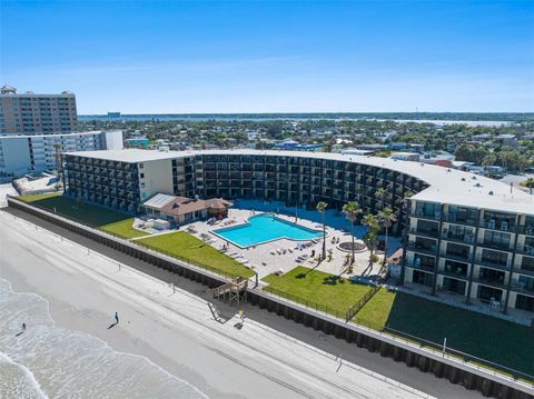 Condominium in DAYTONA BEACH SHORES FL 2301 ATLANTIC AVENUE 24.jpg