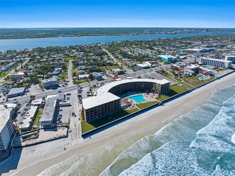 Condominium in DAYTONA BEACH SHORES FL 2301 ATLANTIC AVENUE 26.jpg