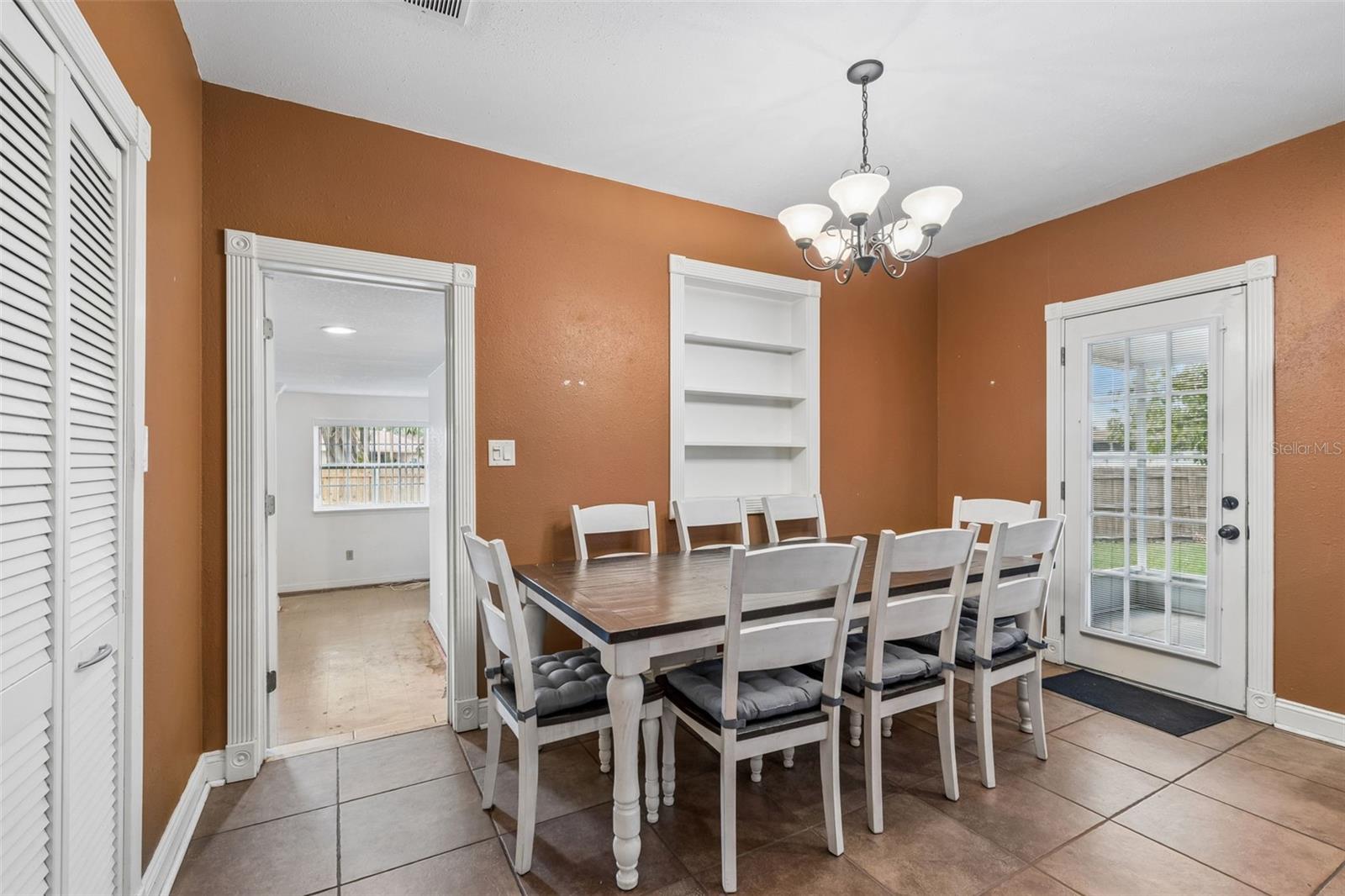 SWEETWATER ESTATES - Residential