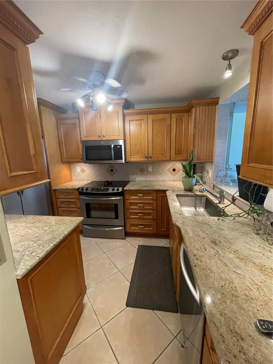 BELLEAIR KEY CONDO - Residential Lease