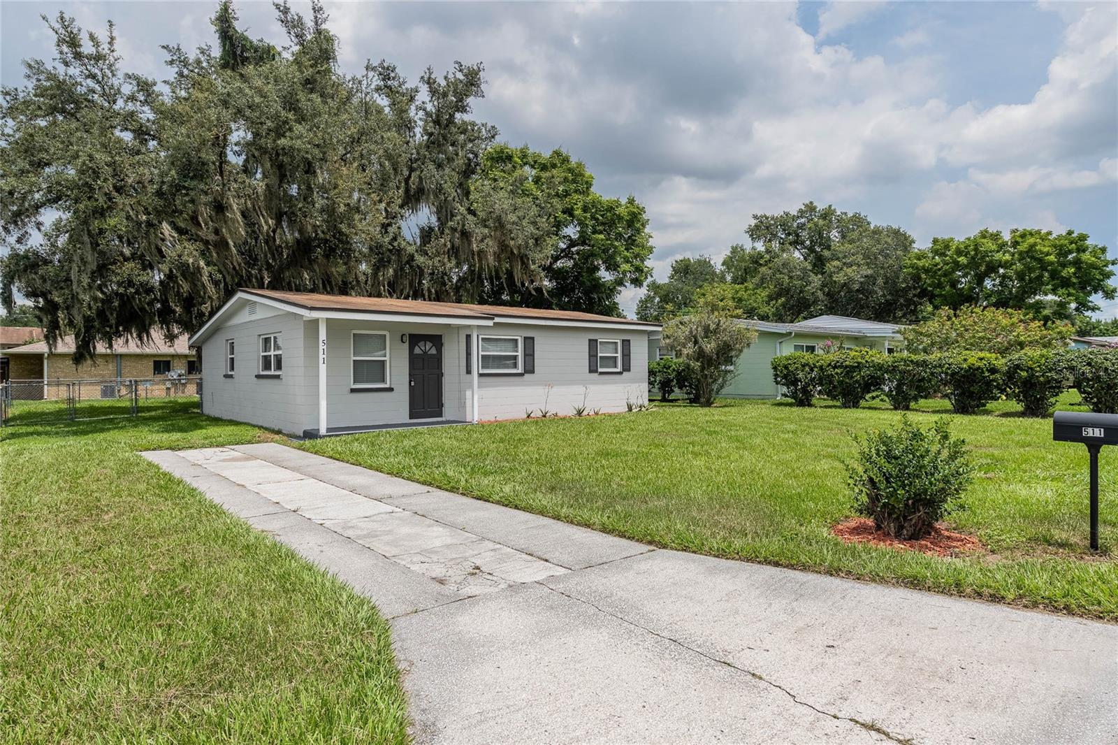 Meticulously maintained 3 bed, 1 bath ranch in Lakeland’s Medulla Gardens. Spacious living dining combo, ceiling fans, and vinyl flooring throughout. The roof was replaced in 2018 and the HVAC in 2023, it includes stainless steel appliances, covered rear patio under shaded oak, and shed to make this home turnkey. Washer/dryer hookup off rear porch via separate entrance. Fully fenced backyard. Ideal for first time home buyers or investors alike. NO HOA and convenient to shopping and major routes.