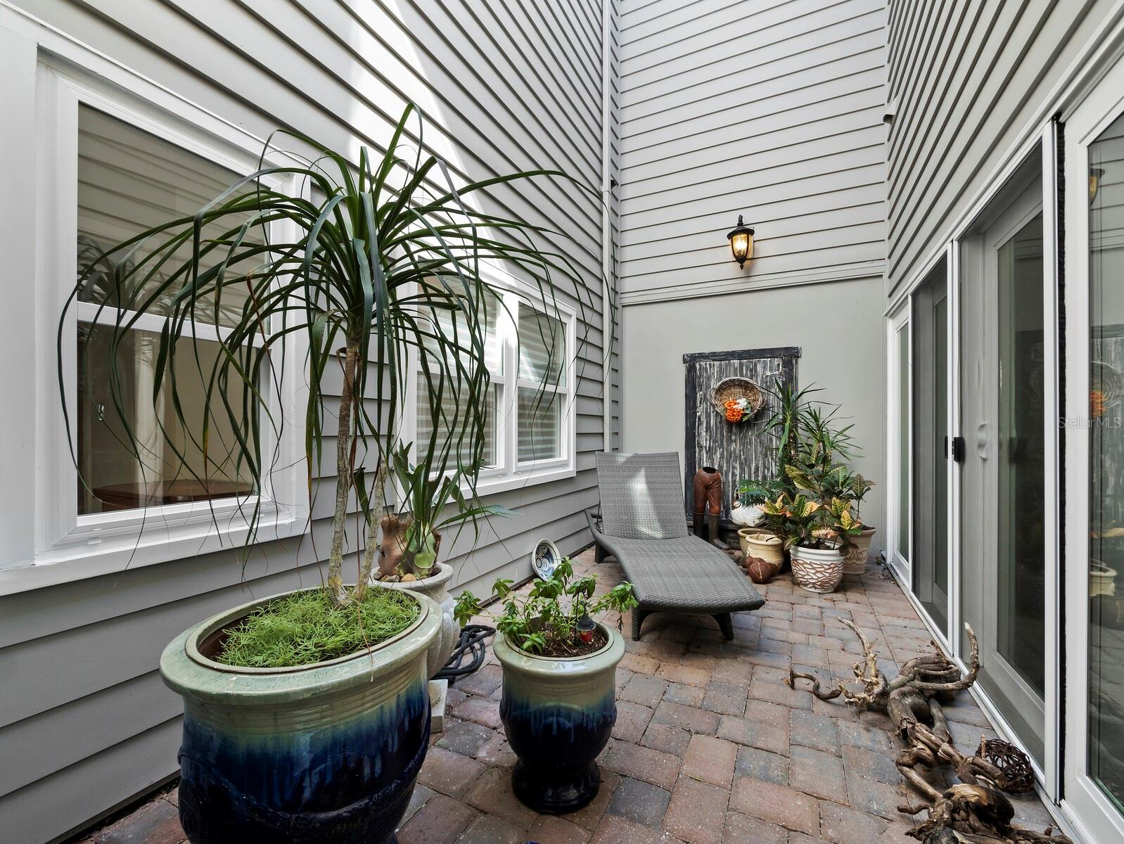 WINDING OAKS - Residential