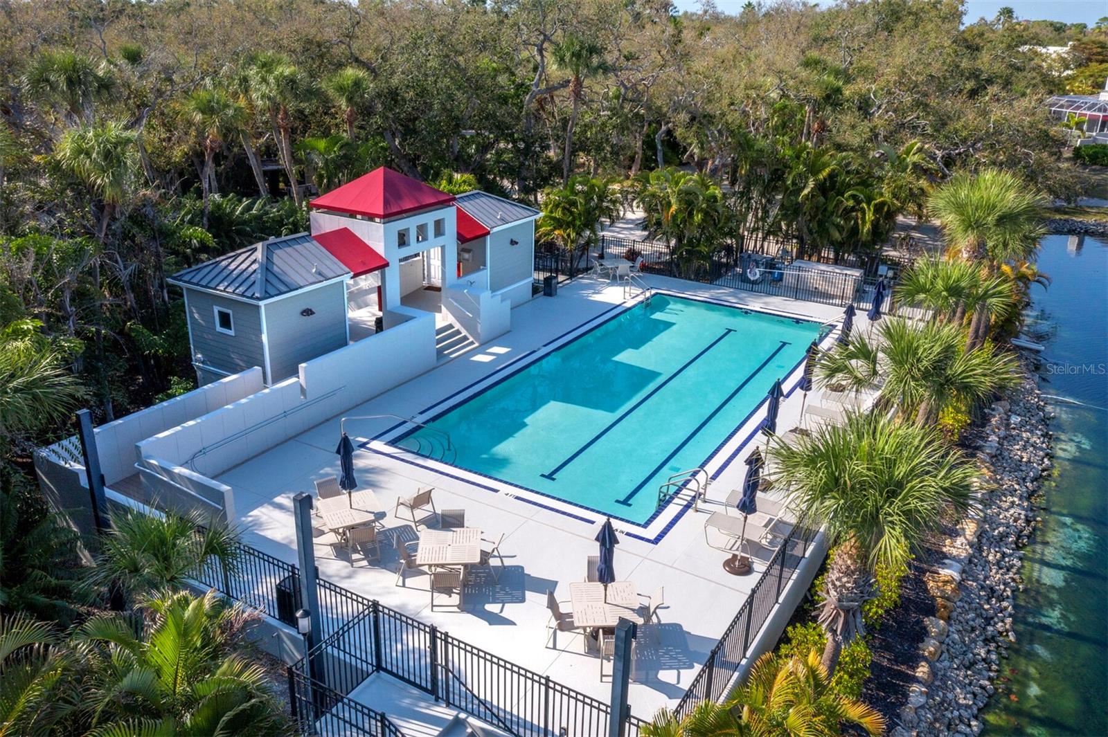 WINDING OAKS - Residential