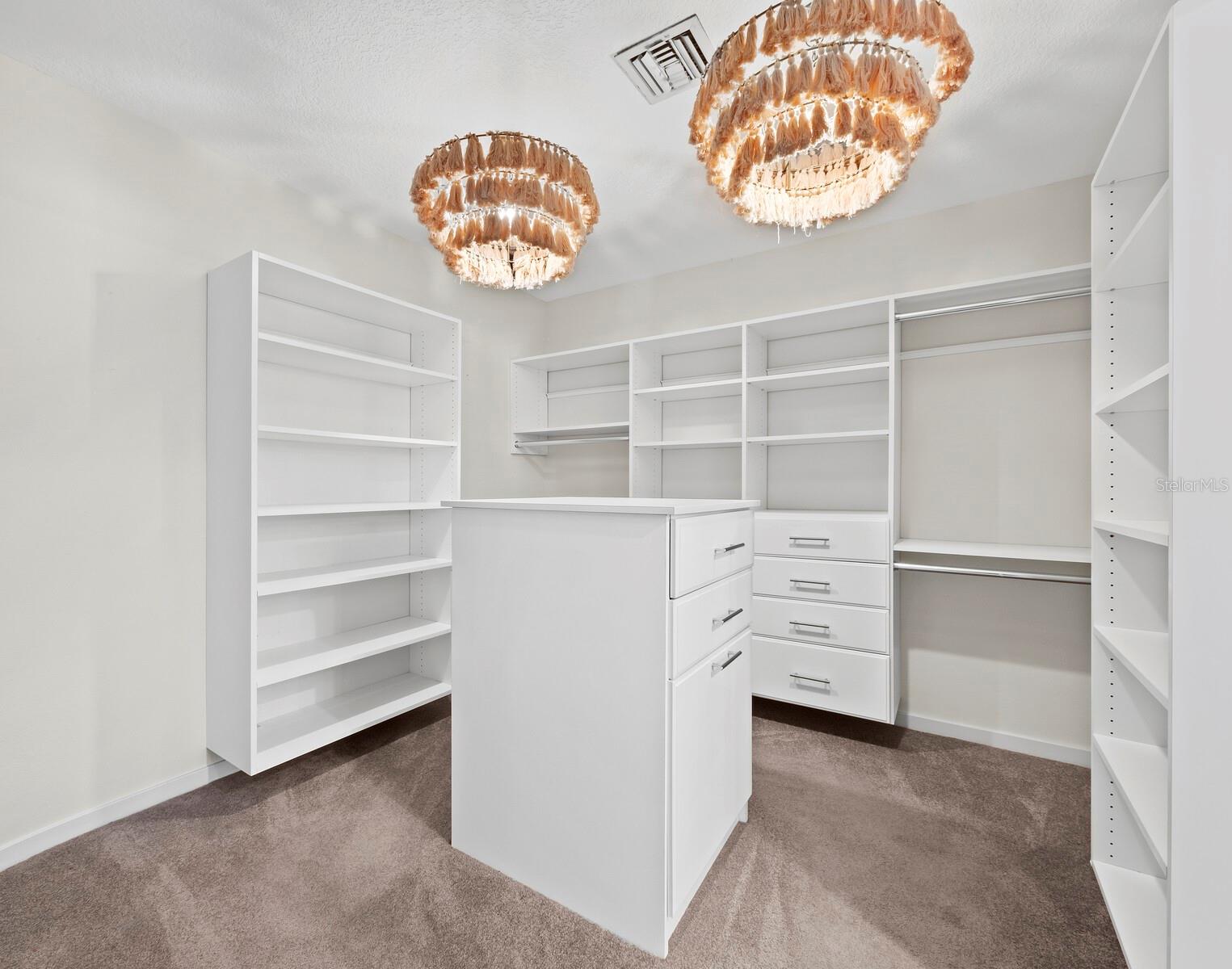 WINDING OAKS - Residential