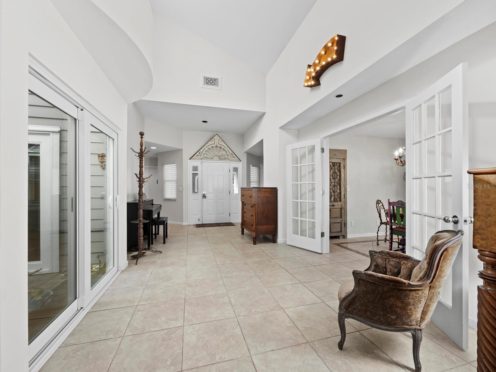 WINDING OAKS - Residential