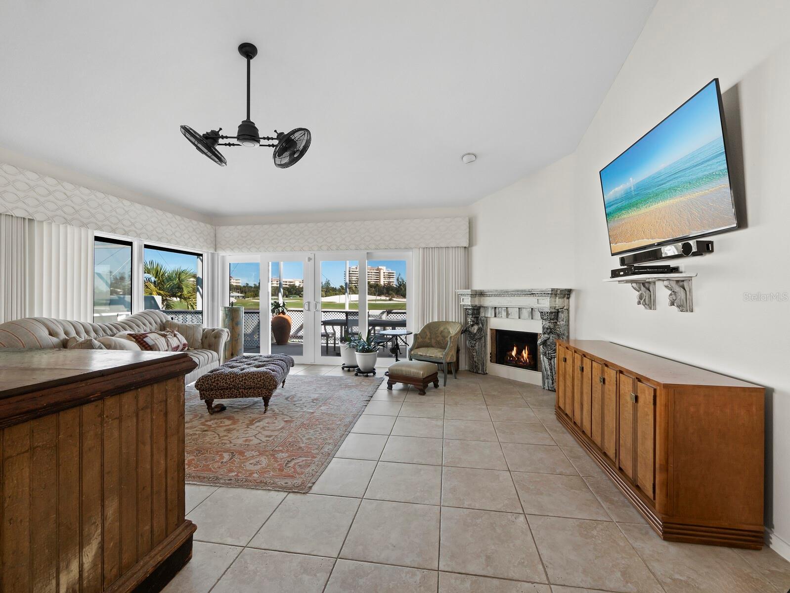 WINDING OAKS - Residential