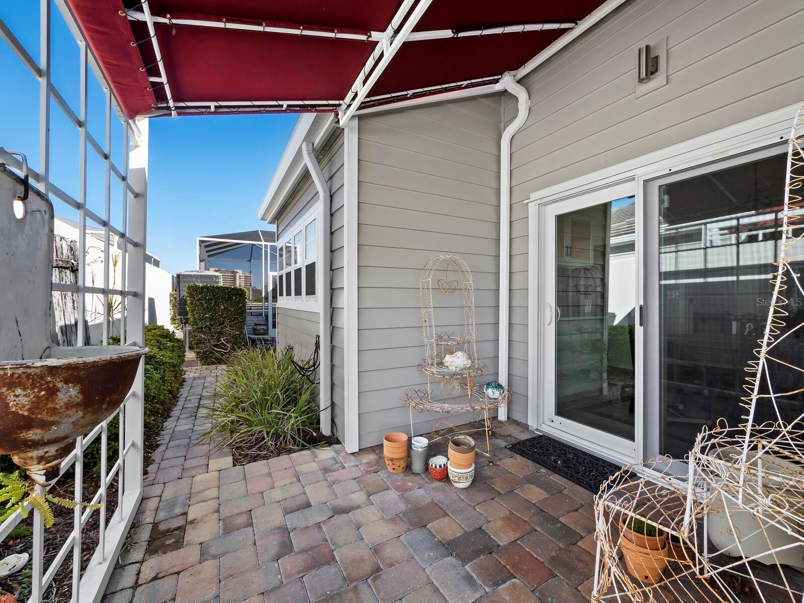 WINDING OAKS - Residential