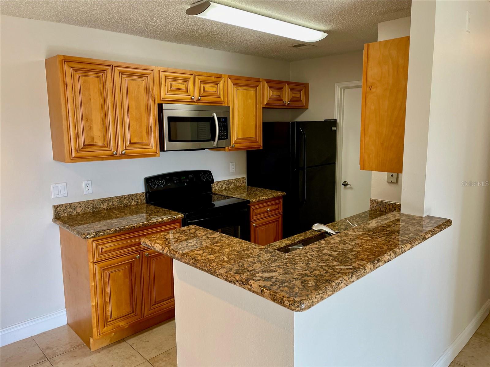 2533 GRASSY POINT DRIVE 113