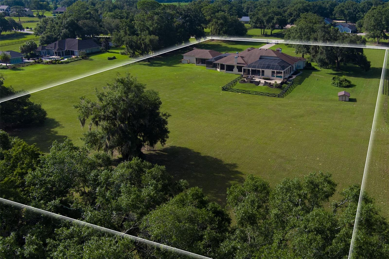 SADDLEBROOK EQUESTRIAN PARK - Residential
