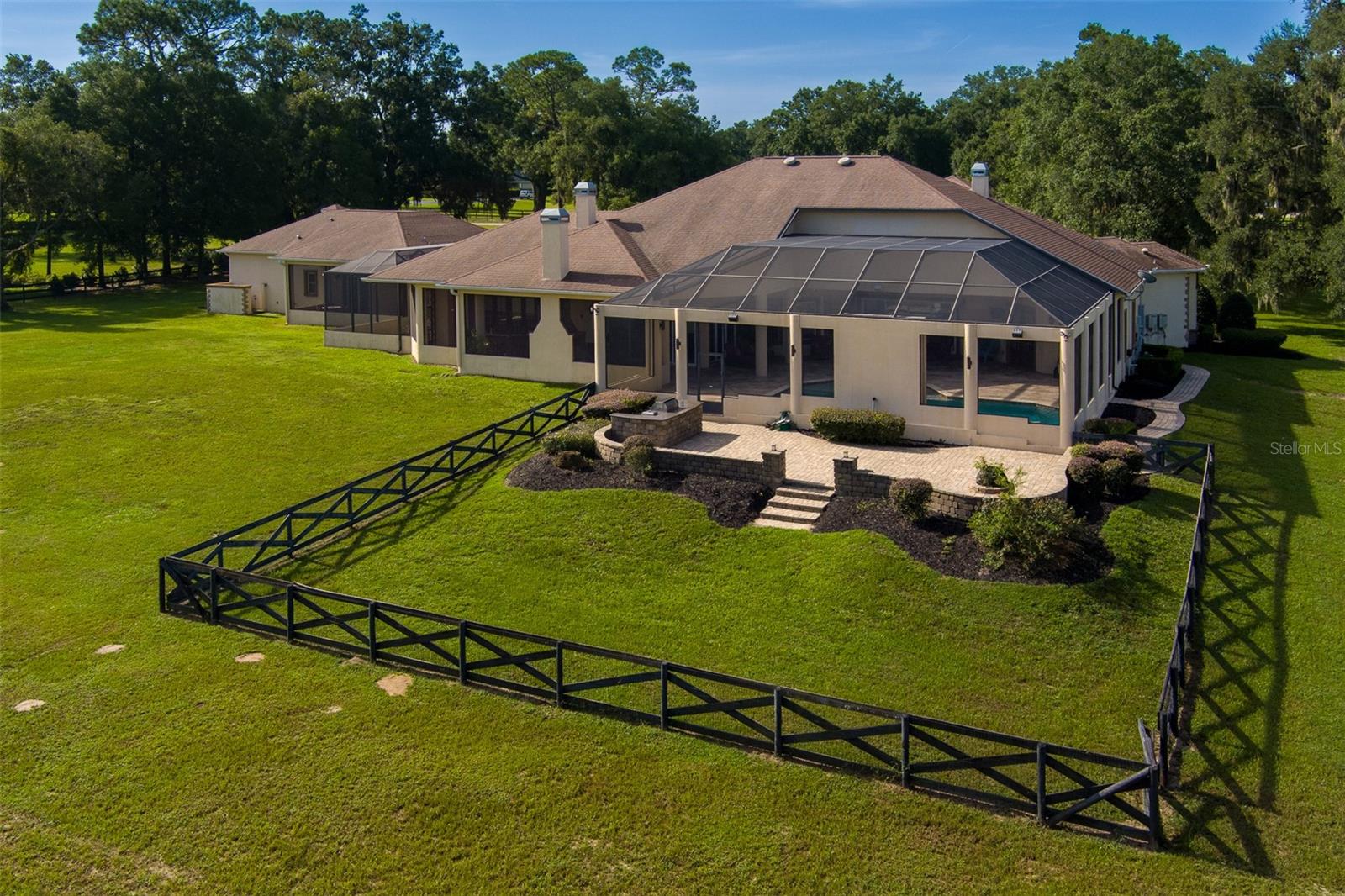 SADDLEBROOK EQUESTRIAN PARK - Residential