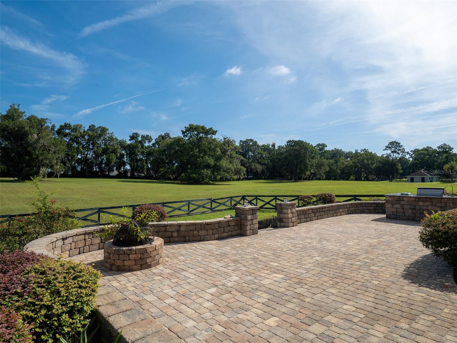 SADDLEBROOK EQUESTRIAN PARK - Residential