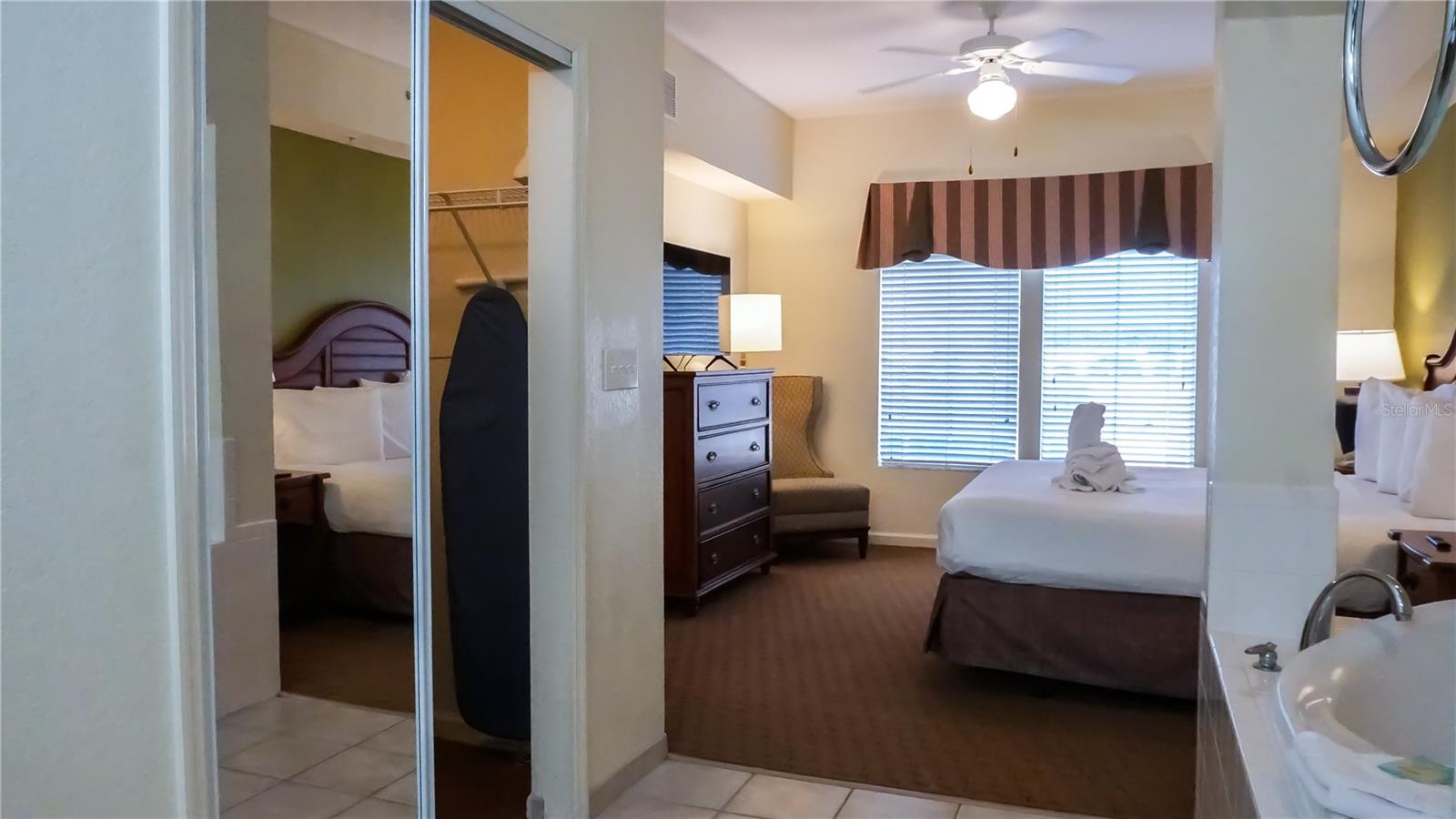 LAKE BUENA VISTA RESORT VILLAGE - Residential