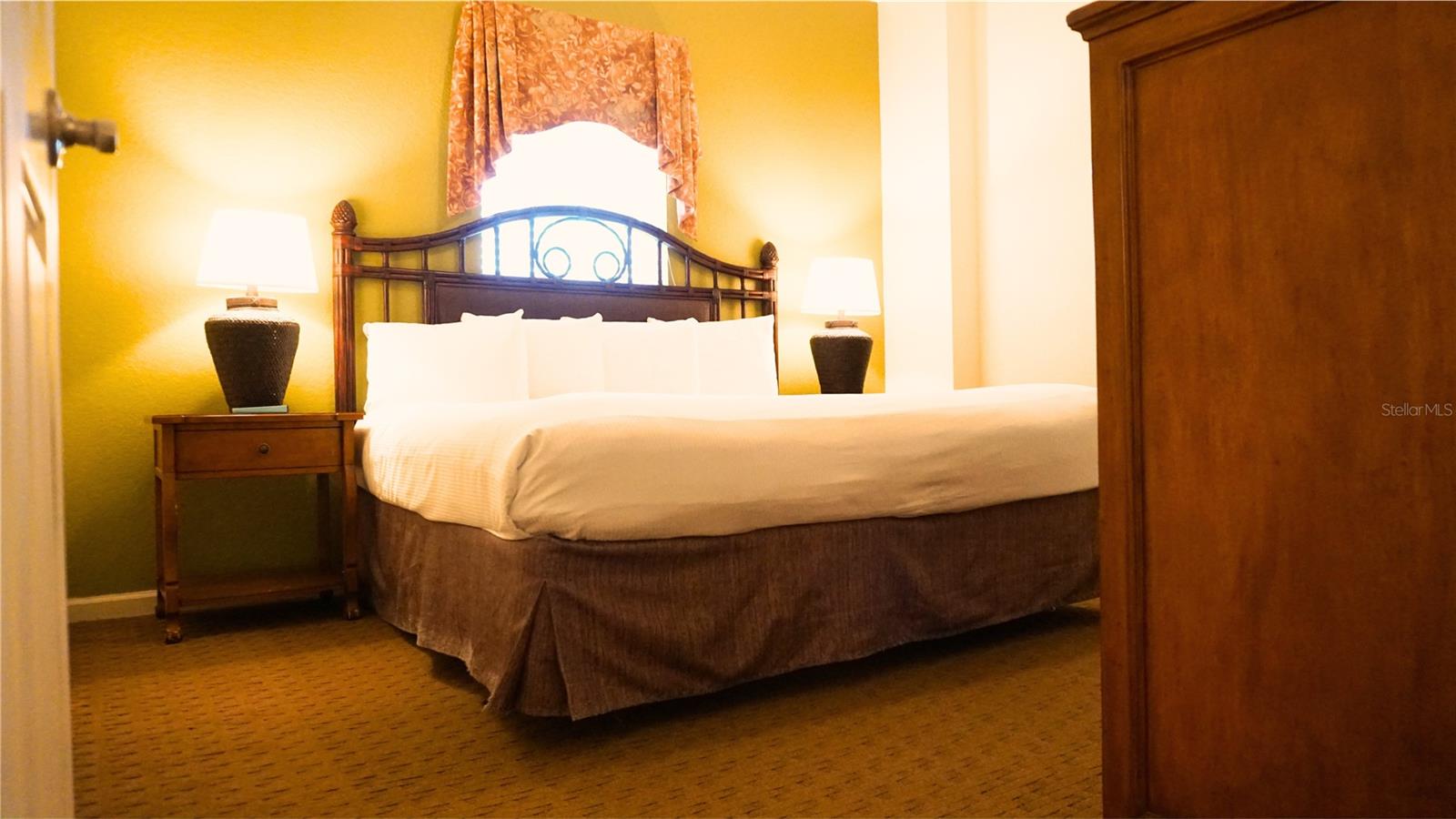 LAKE BUENA VISTA RESORT VILLAGE - Residential