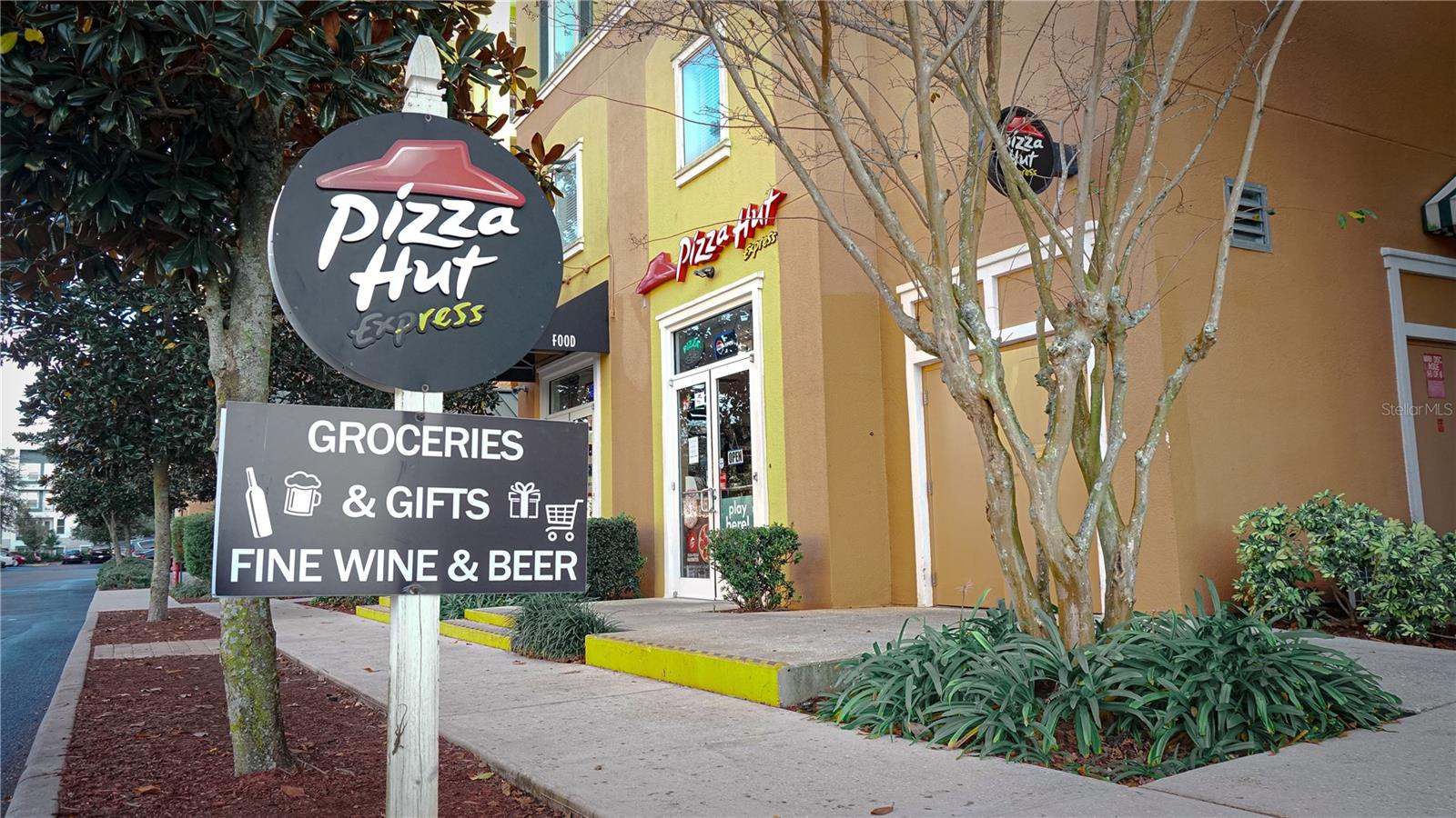 LAKE BUENA VISTA RESORT VILLAGE - Residential