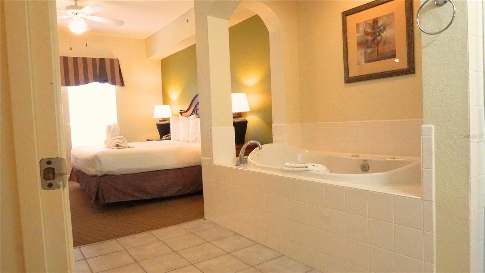 LAKE BUENA VISTA RESORT VILLAGE - Residential