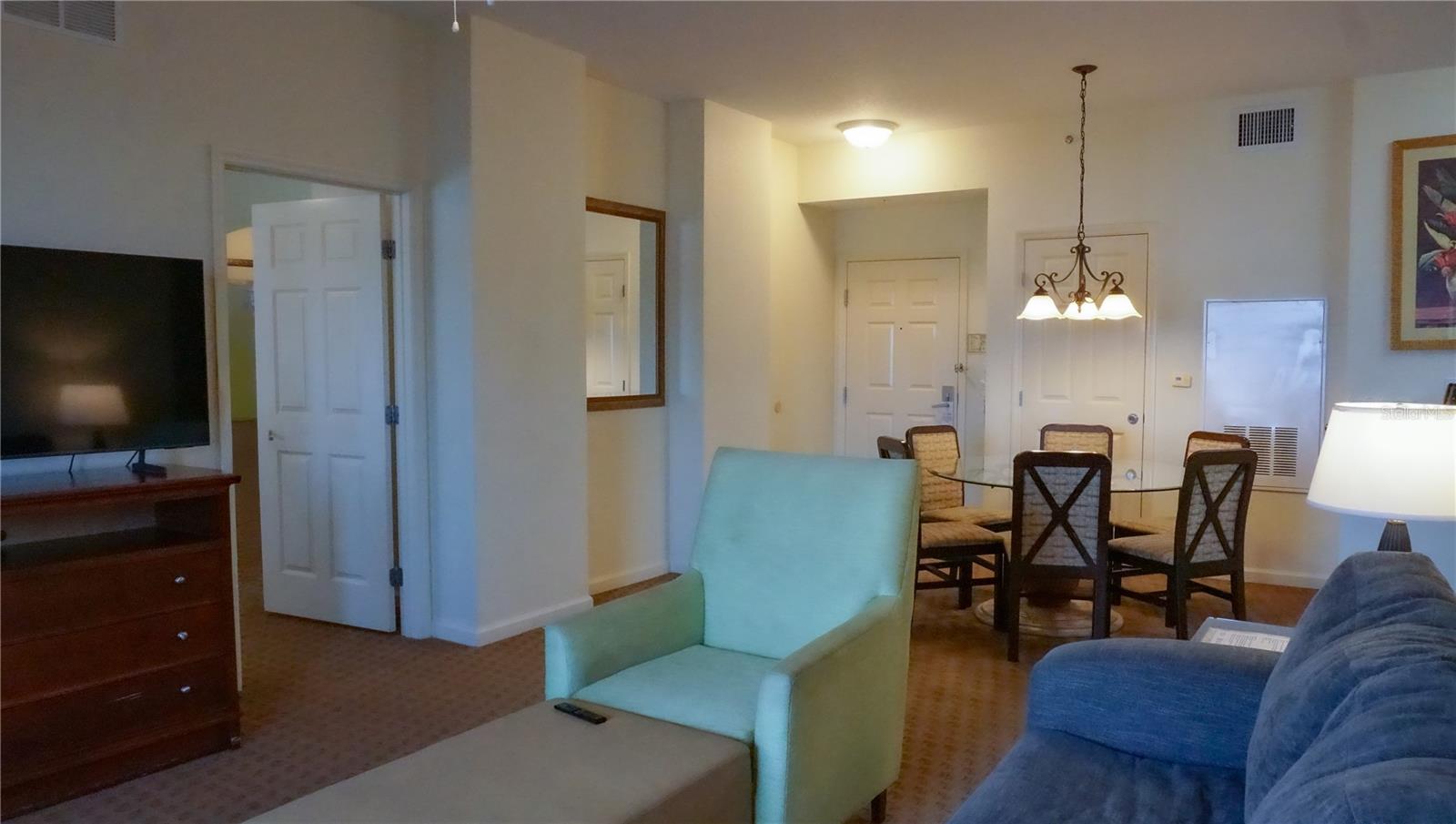 LAKE BUENA VISTA RESORT VILLAGE - Residential