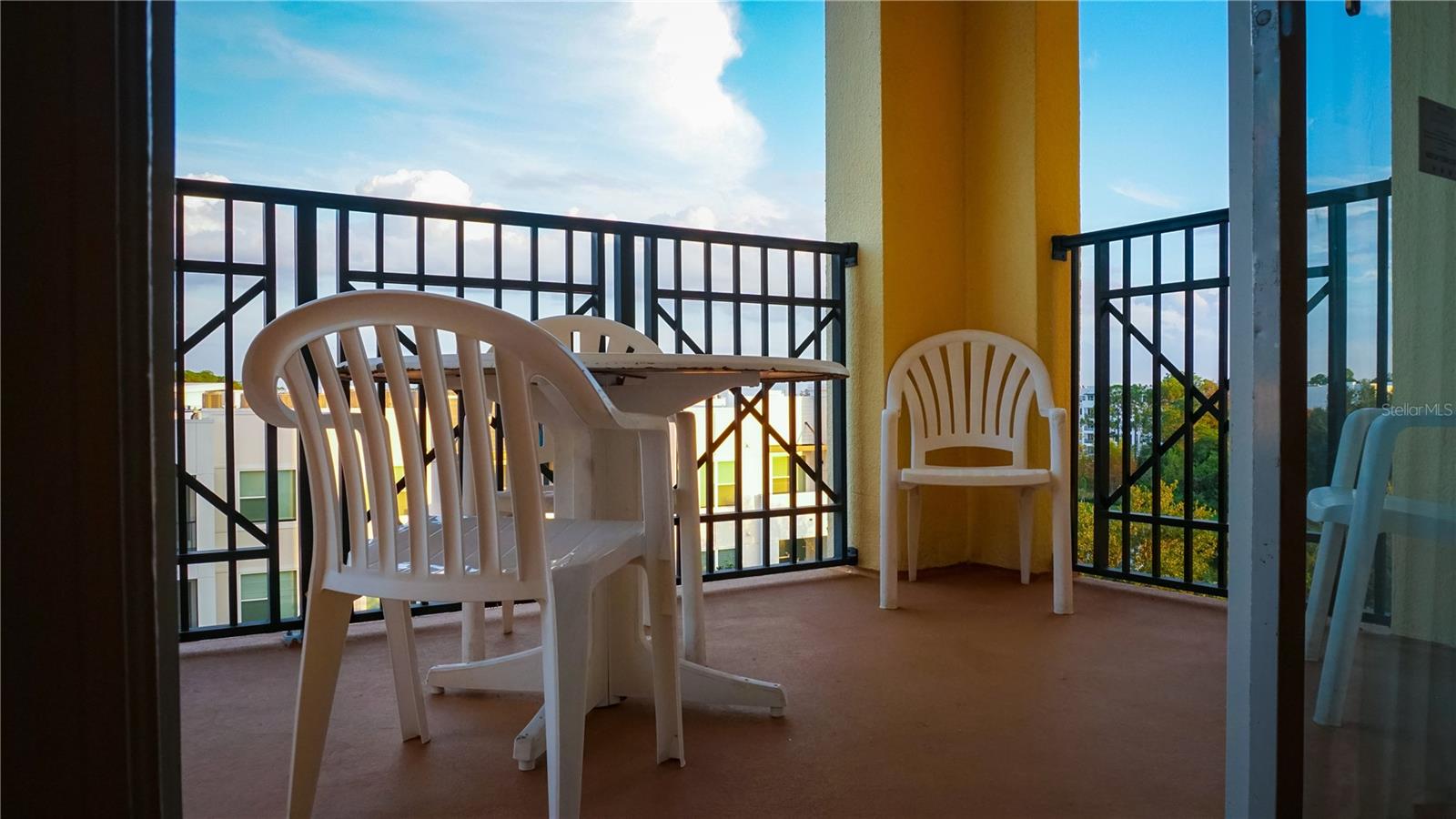 LAKE BUENA VISTA RESORT VILLAGE - Residential