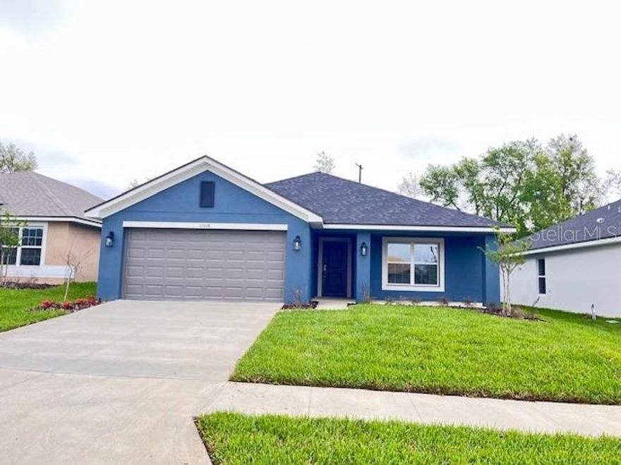 New Construction in Dade City – Adams Homes 1970 Floorplan | 3 Bedrooms | $25K Flex Cash | No CDD | Low HOA!

Welcome to the Adams Homes 1970 floorplan, a thoughtfully designed 3-bedroom, 2-bath new construction home in Dade City, Florida, offering 1,970 square feet of comfortable living space with a layout designed for both everyday living and entertaining.

This home features a spacious open-concept design where the kitchen, dining, and living areas flow seamlessly together. The kitchen offers ample counter space, modern appliances, and a large island overlooking the main living area, creating a welcoming gathering space for family and guests.

The private primary suite serves as a peaceful retreat, featuring a generous bedroom, walk-in closet, and an en-suite bathroom. A standout feature of this floorplan is the direct access from the primary suite to the covered lanai, providing a perfect space to enjoy morning coffee or relax outdoors in the evening.

Two additional bedrooms provide flexibility for family, guests, or a home office.

Built by Adams Homes, this home offers quality construction, energy-efficient features, and a practical layout designed for modern living, along with a 2-car garage and additional storage space.

Take advantage of $25,000 in flex cash, which may be used toward closing costs, interest rate buy-down, or other financing options when using the preferred lender.

Located in Dade City, residents enjoy convenient access to parks, shopping, dining, and major roadways connecting to Wesley Chapel and the Tampa Bay area.

The community also offers the benefit of NO CDD fees and a LOW HOA, helping keep monthly costs manageable while enjoying a welcoming neighborhood environment.