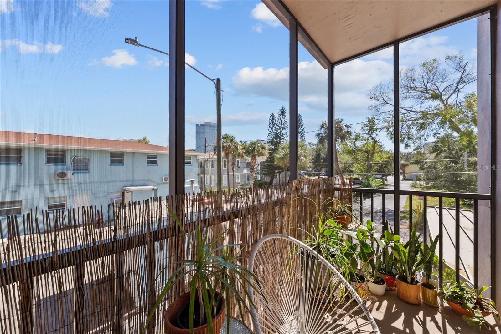 LAKE PALMS APTS CO-OP - Residential