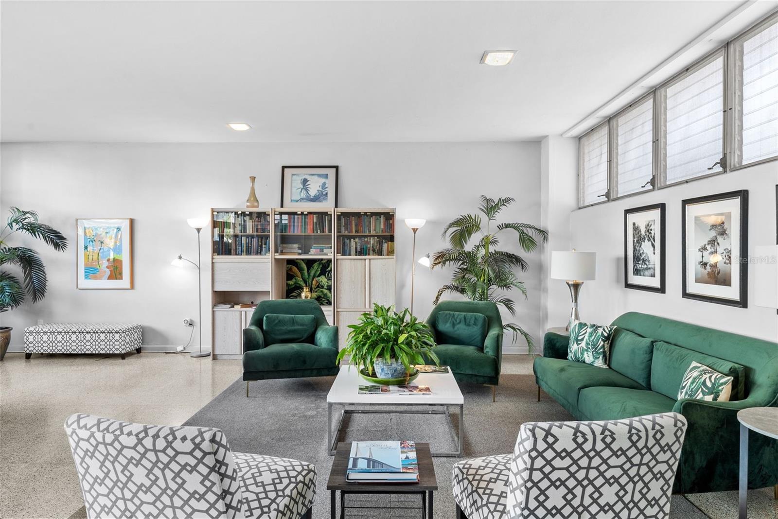 LAKE PALMS APTS CO-OP - Residential