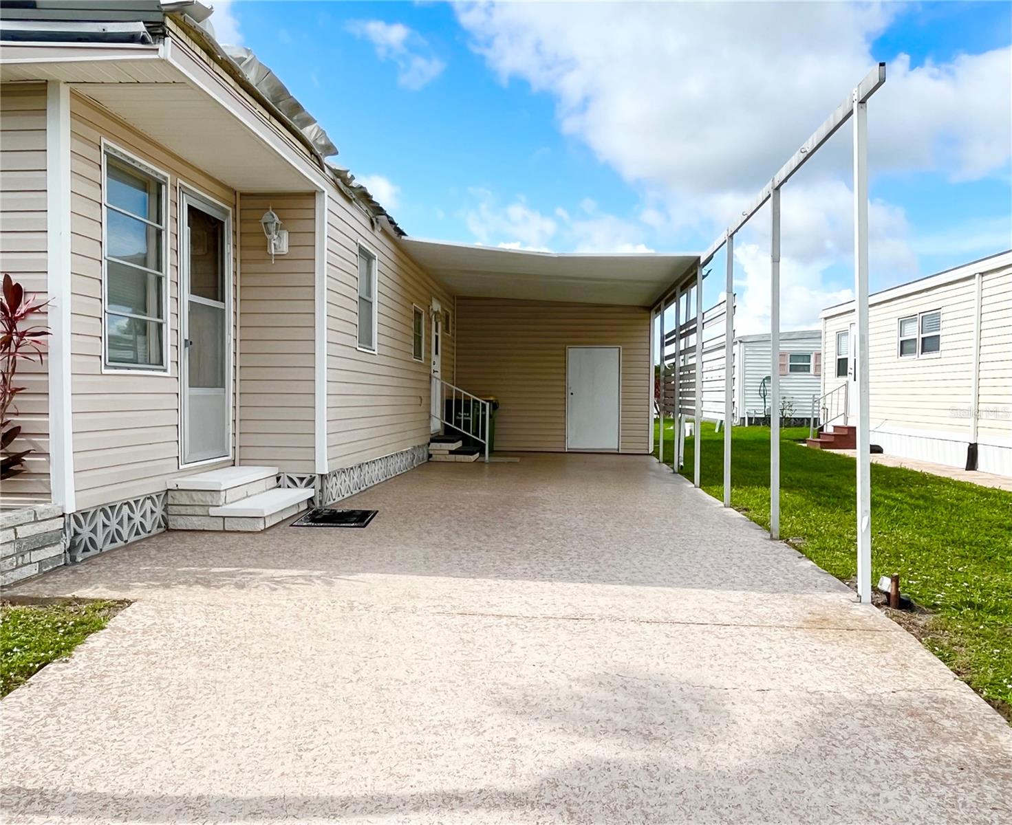 3224 ASPEN TERRACE