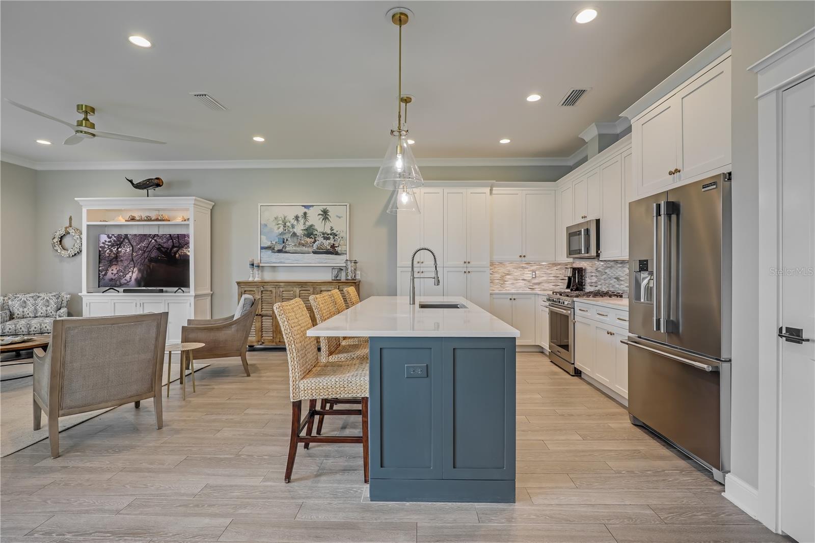 VILLA CALISSA TWNHMS - Residential