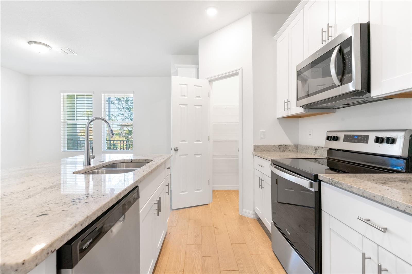 THE MEADOW AT CROSSPRAIRIE BUNGALOWS - Residential