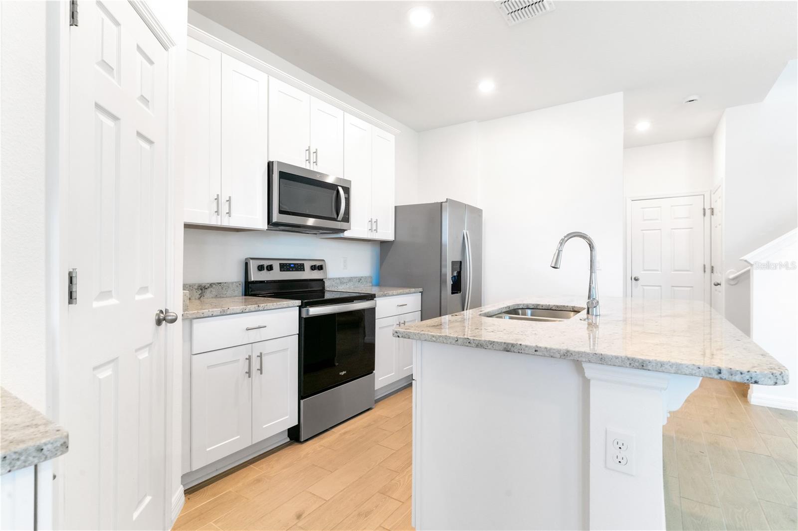 THE MEADOW AT CROSSPRAIRIE BUNGALOWS - Residential