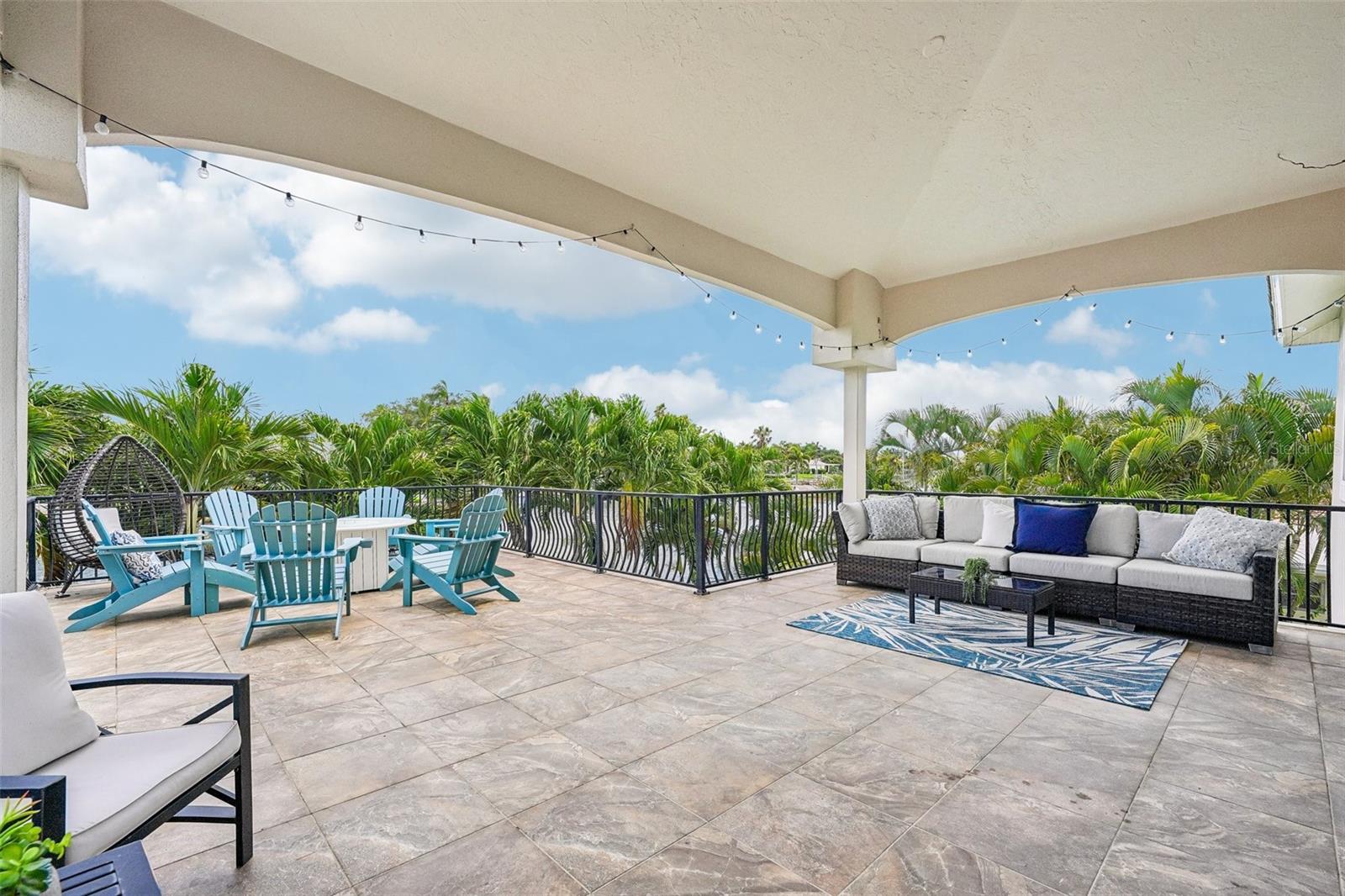 VENETIAN ISLES - Residential