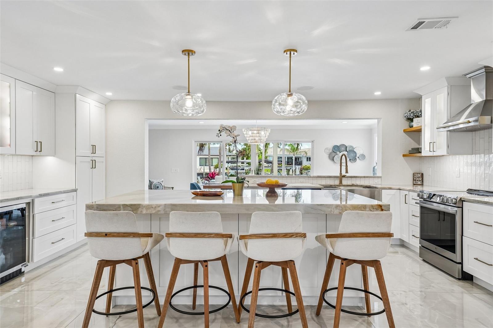 VENETIAN ISLES - Residential