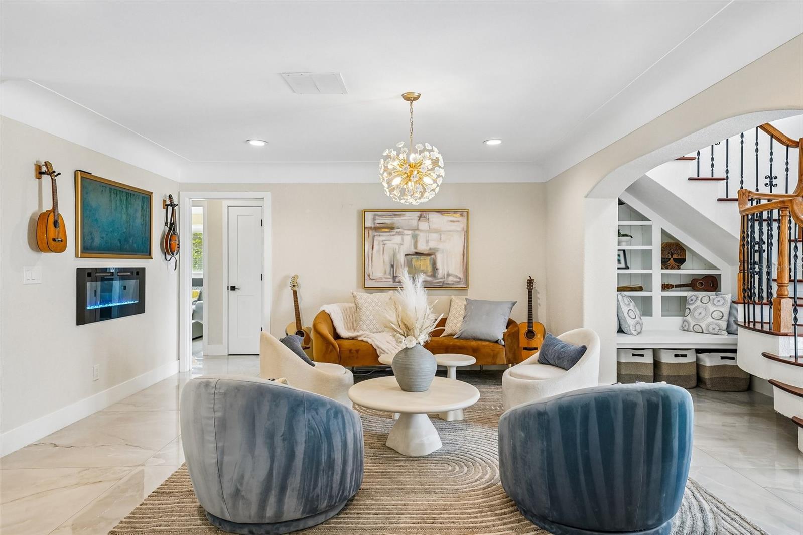 VENETIAN ISLES - Residential