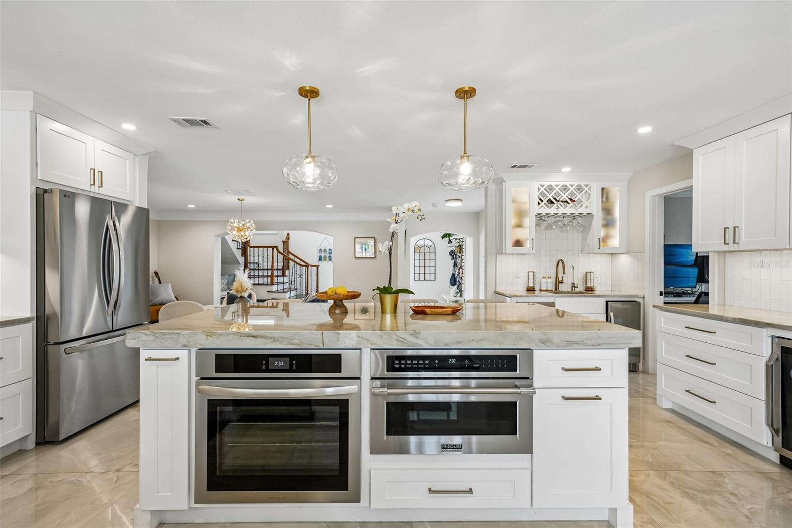 VENETIAN ISLES - Residential