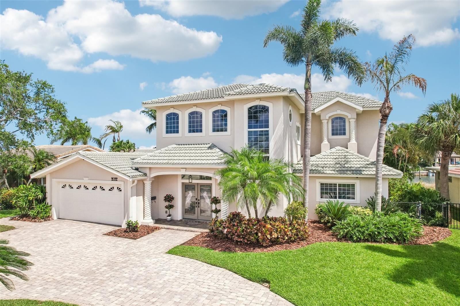 VENETIAN ISLES - Residential