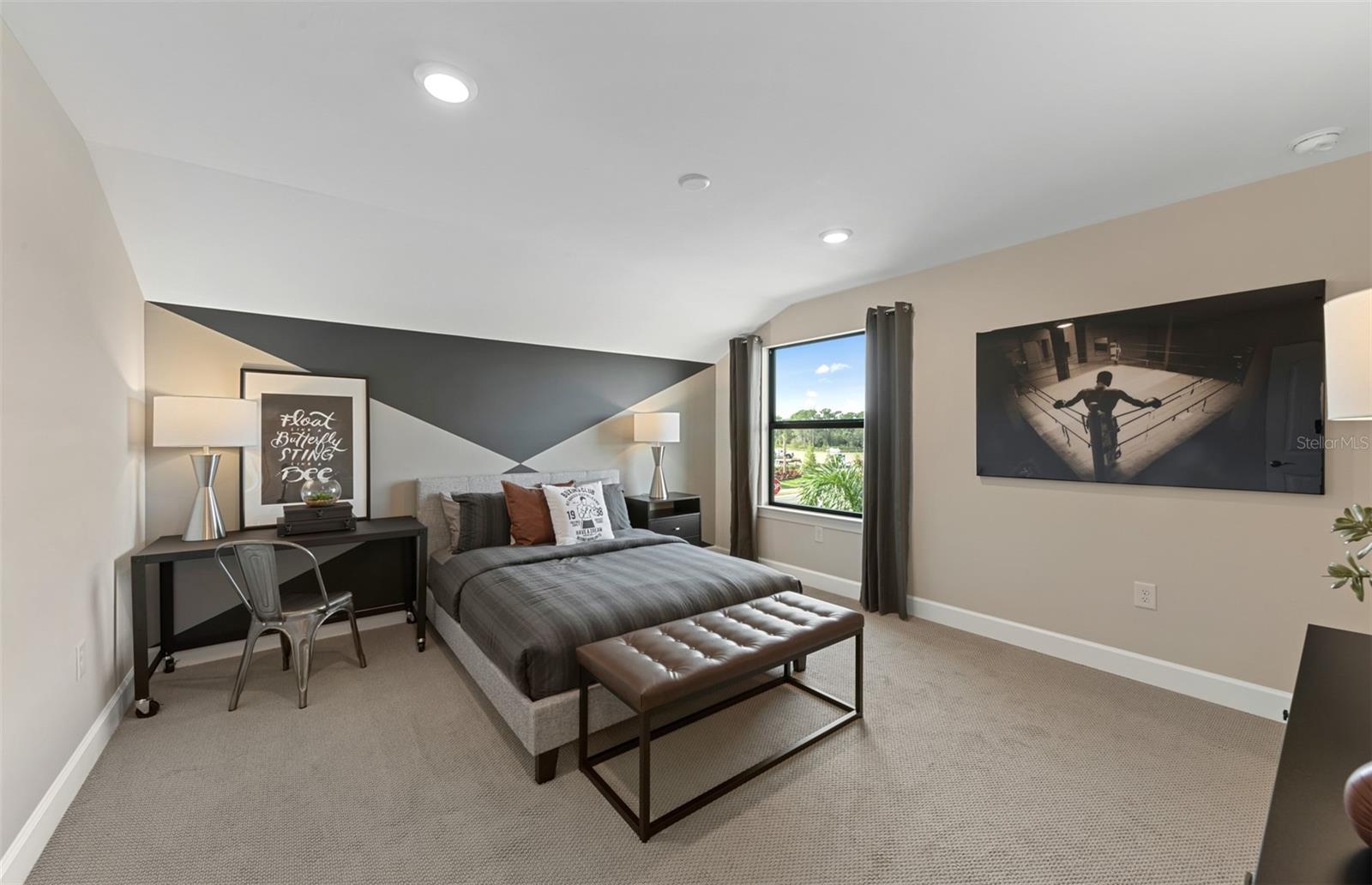 SAPPHIRE POINT AT LAKEWOOD RANCH - Residential