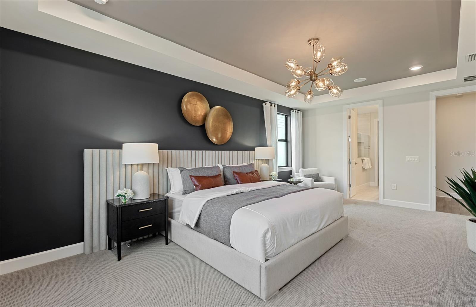 SAPPHIRE POINT AT LAKEWOOD RANCH - Residential