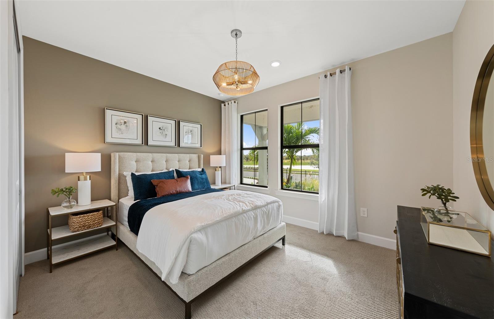 SAPPHIRE POINT AT LAKEWOOD RANCH - Residential