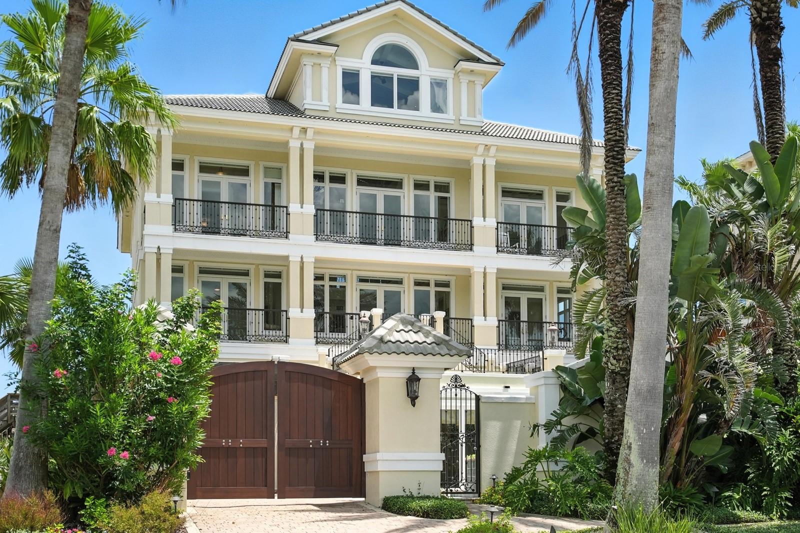 HAMMOCK DUNES CLUSTERS - Residential