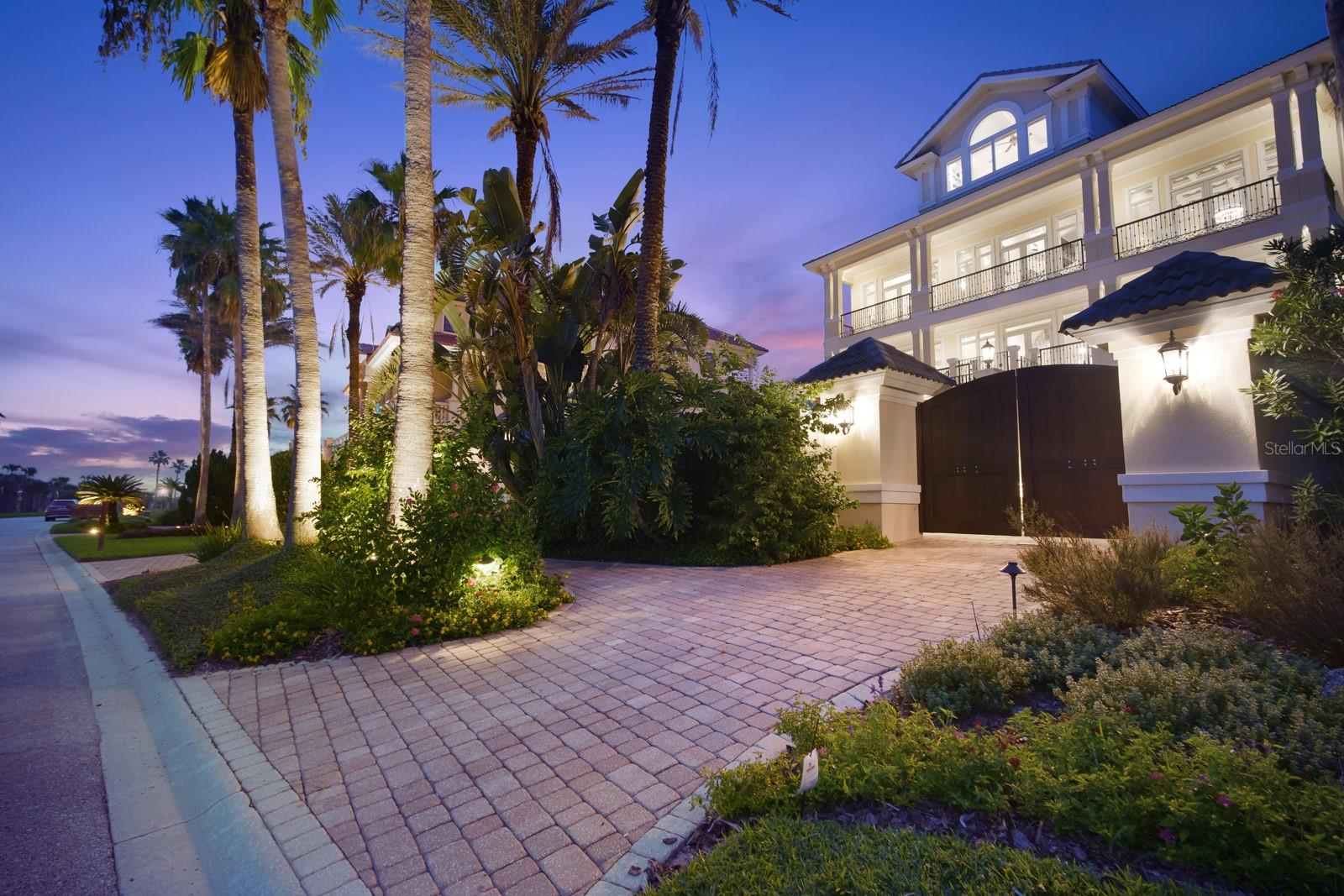 HAMMOCK DUNES CLUSTERS - Residential
