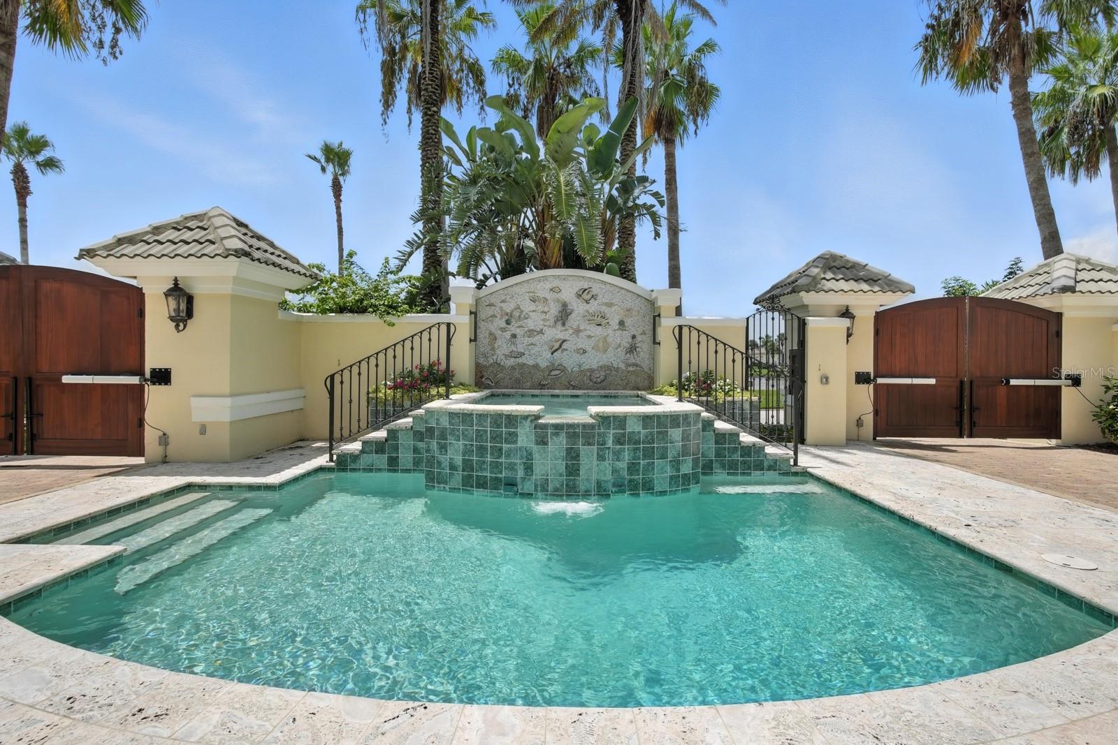 HAMMOCK DUNES CLUSTERS - Residential