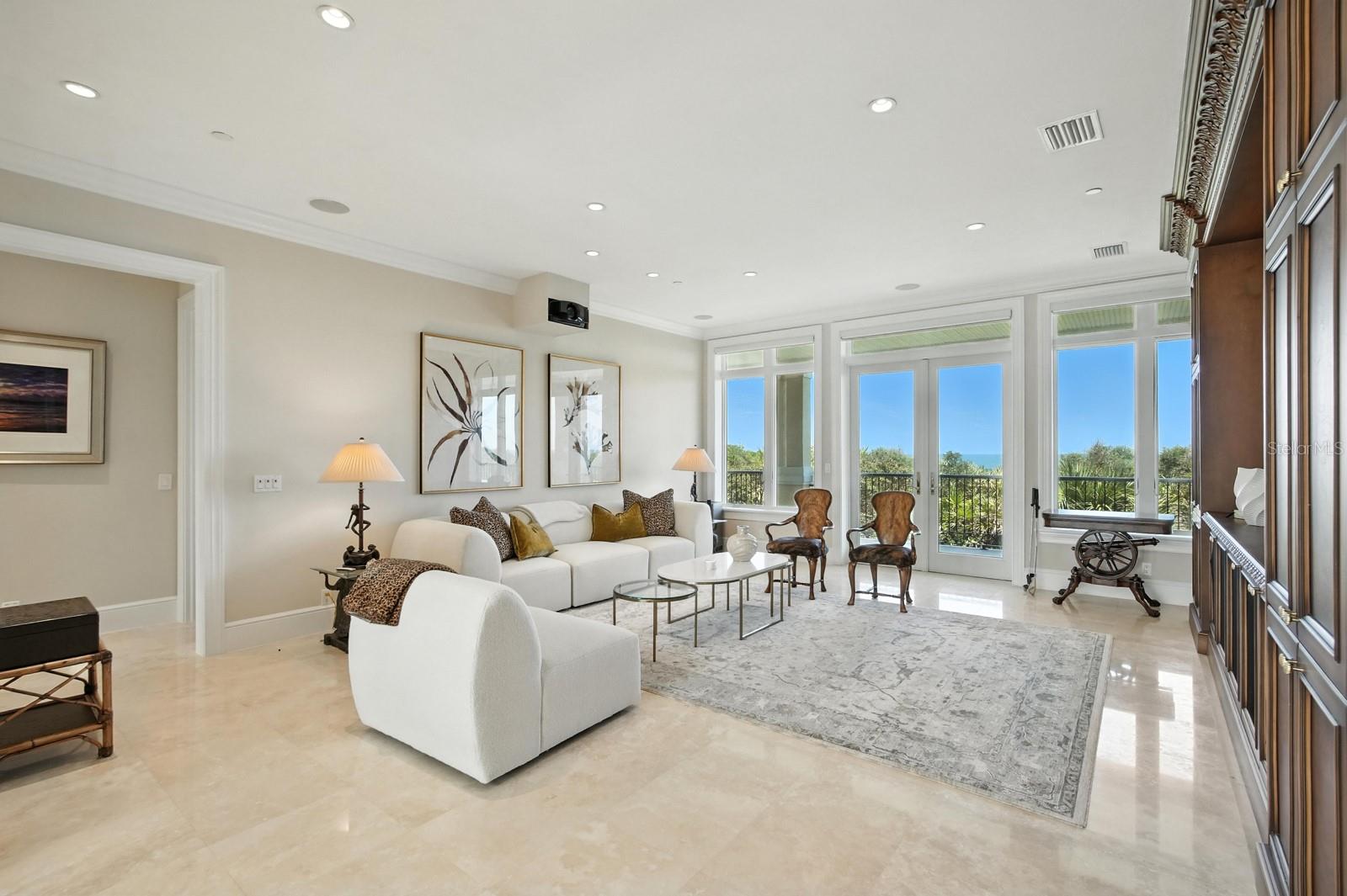 HAMMOCK DUNES CLUSTERS - Residential