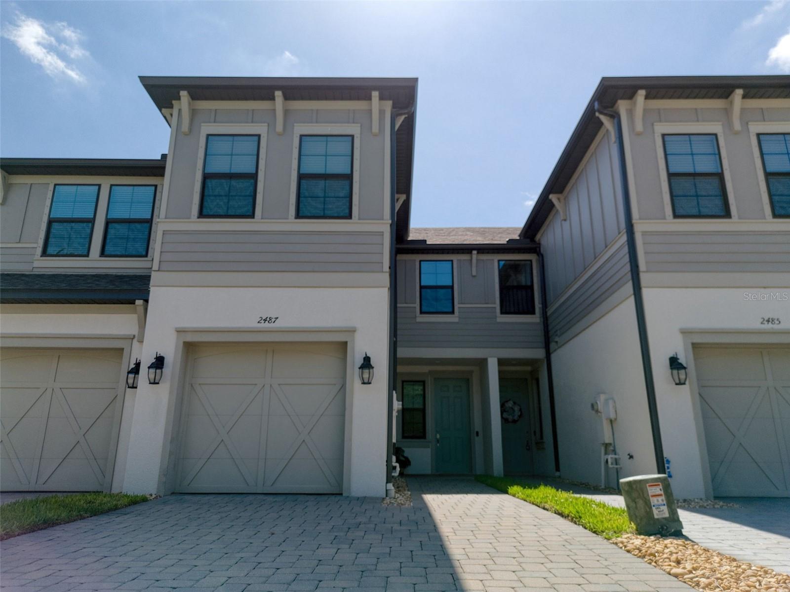 2487 GOLDEN PASTURE CIRCLE
