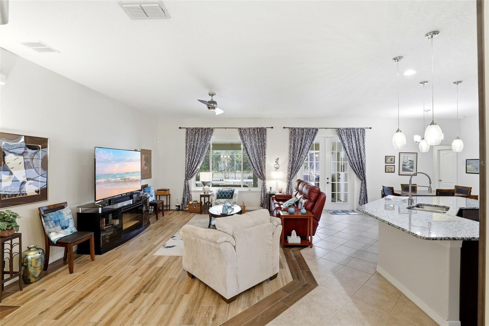 EAST LAKE COVE PH 1 - Residential