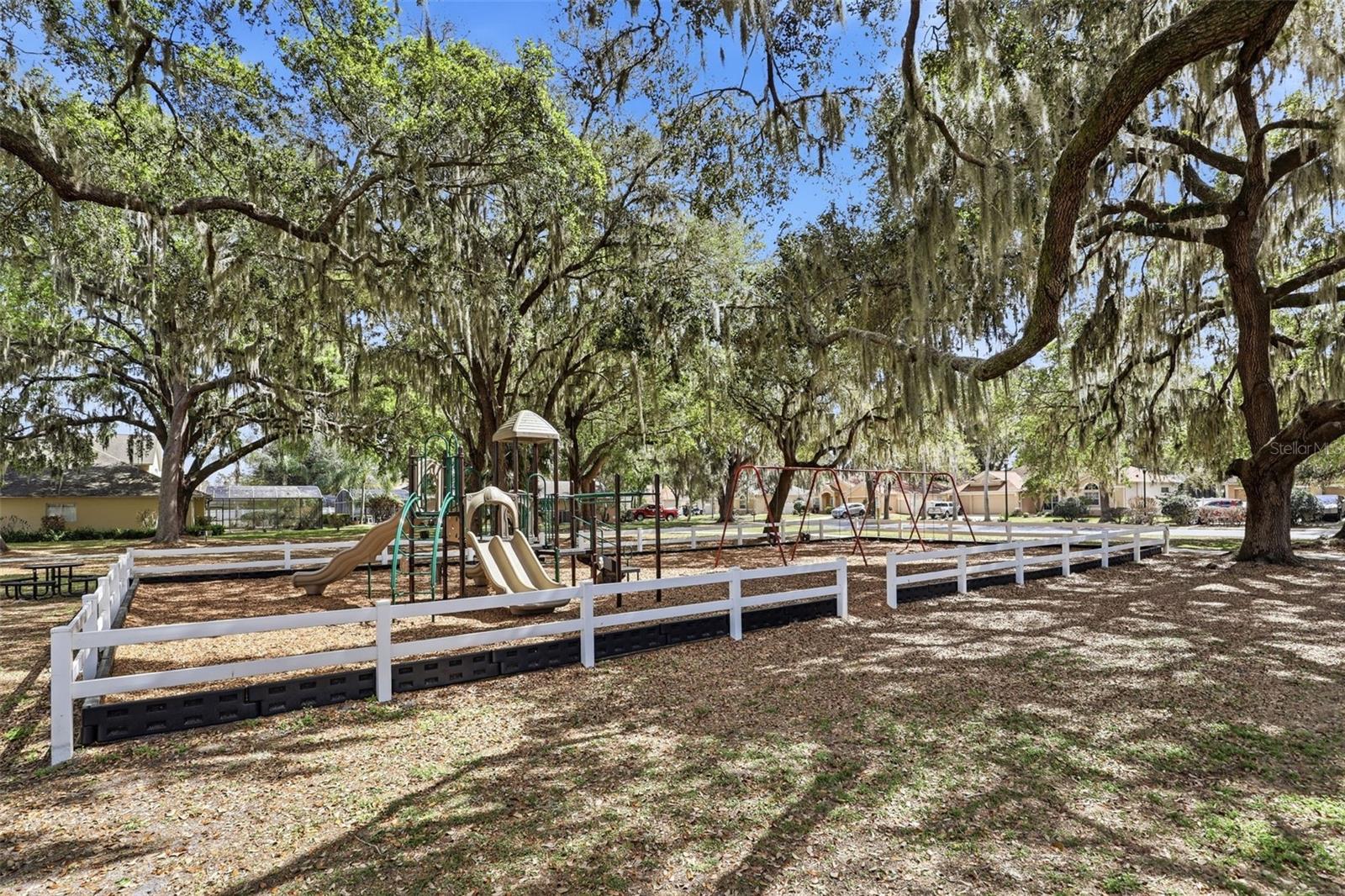 EAST LAKE COVE PH 1 - Residential