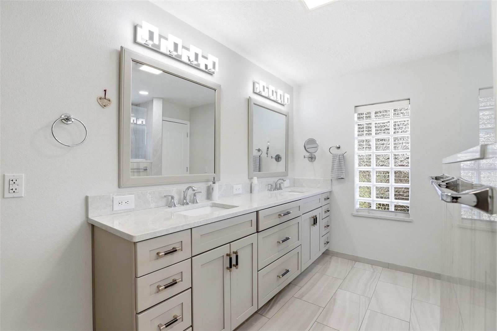 EAST LAKE COVE PH 1 - Residential