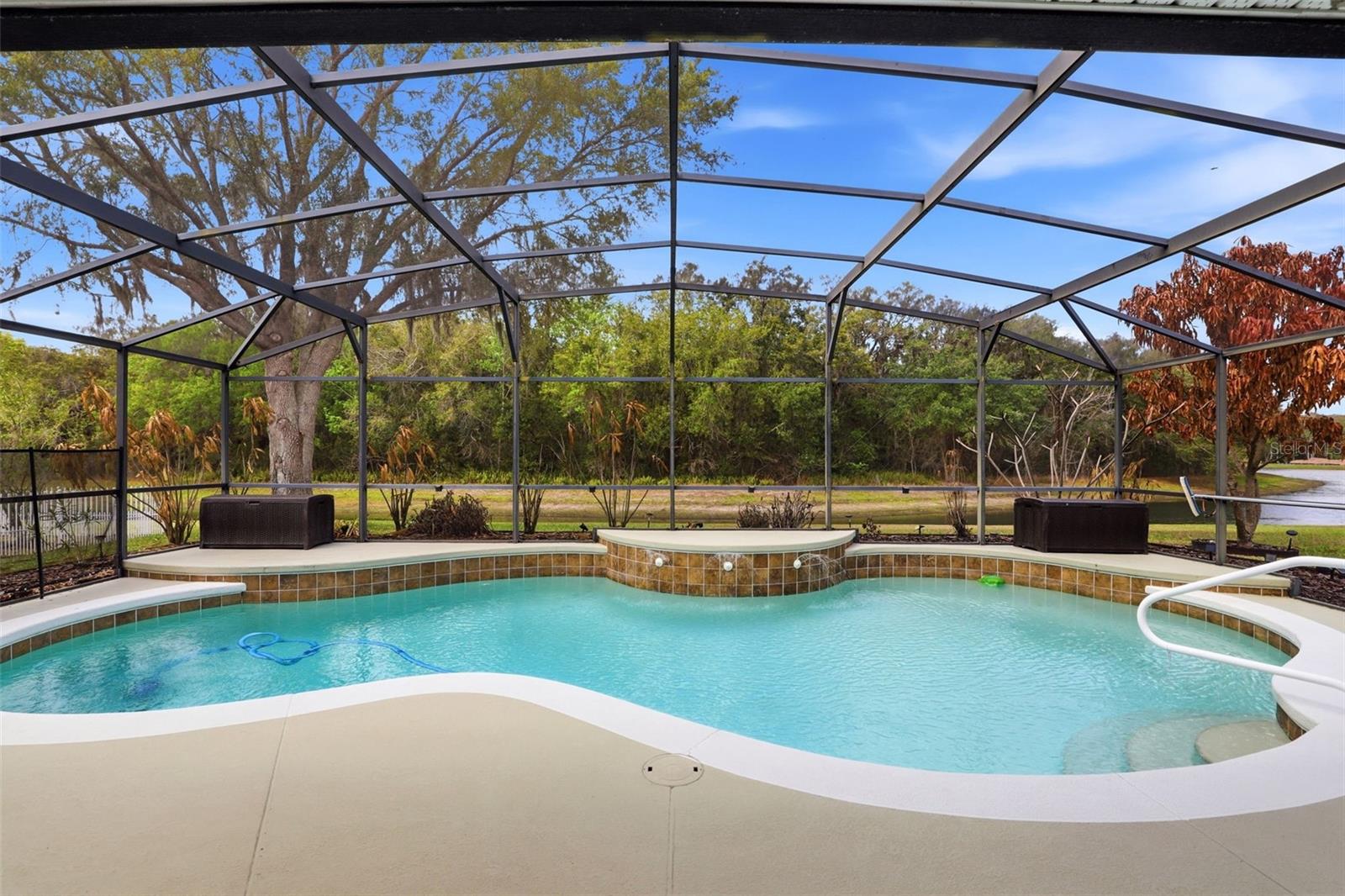 EAST LAKE COVE PH 1 - Residential